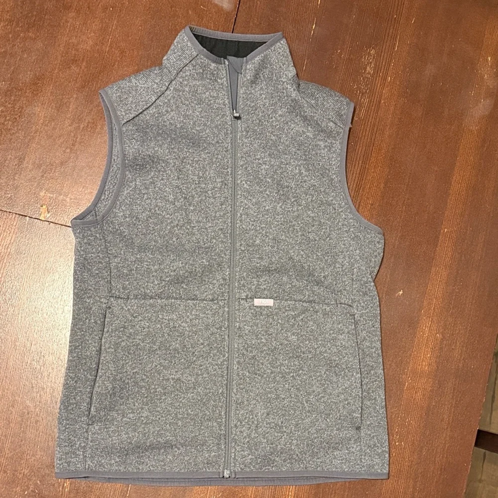 Figs Women's Heather Gray On Shift Knit Sleeveless Zip Vest